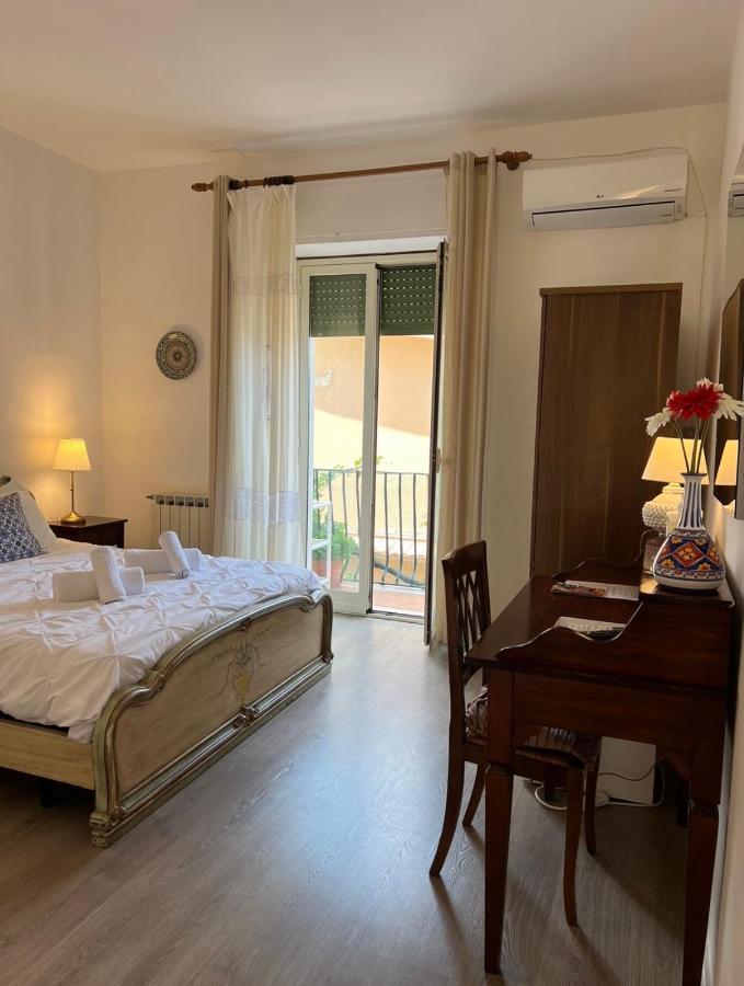 La Guardiola Di Angela E Nino Bed & Breakfast Taormina Eksteriør bilde